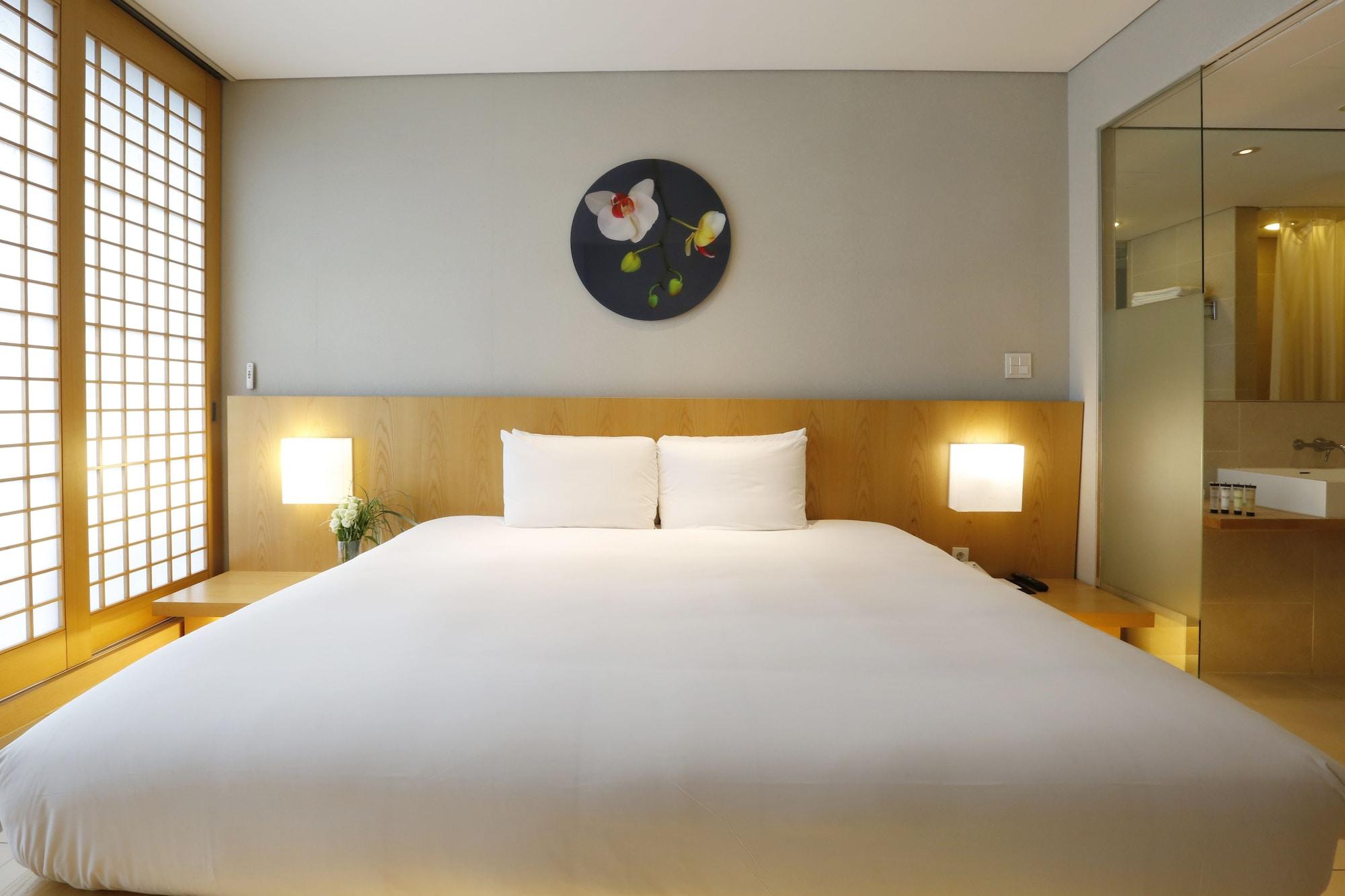 Grand Mercure Ambassador Changwon Eksteriør billede