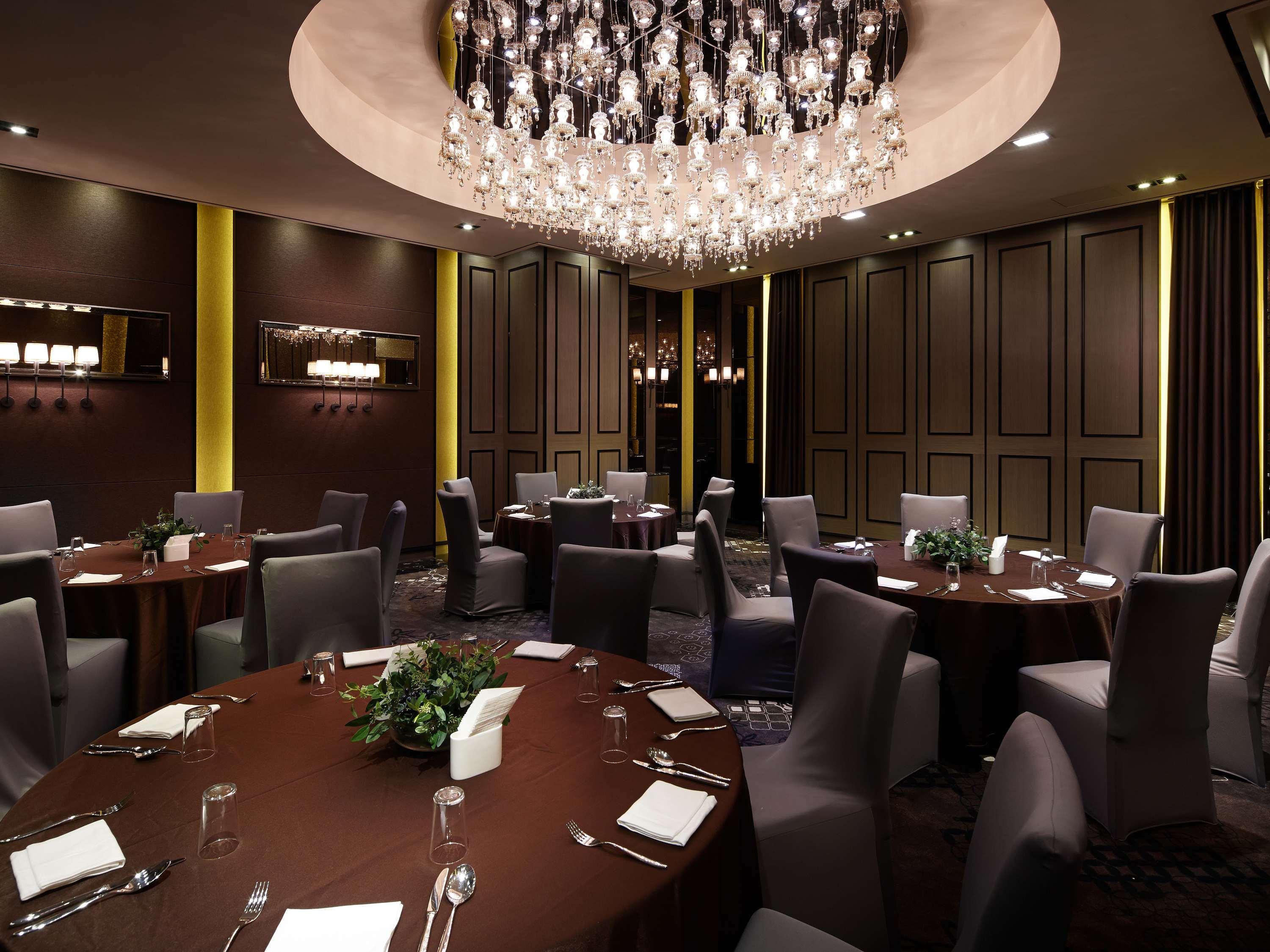Grand Mercure Ambassador Changwon Eksteriør billede