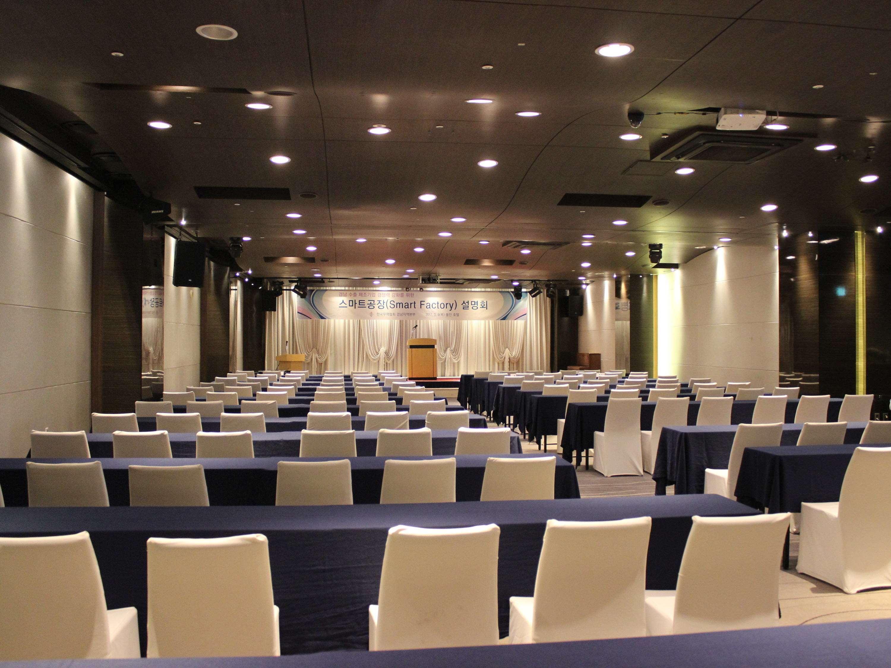 Grand Mercure Ambassador Changwon Eksteriør billede